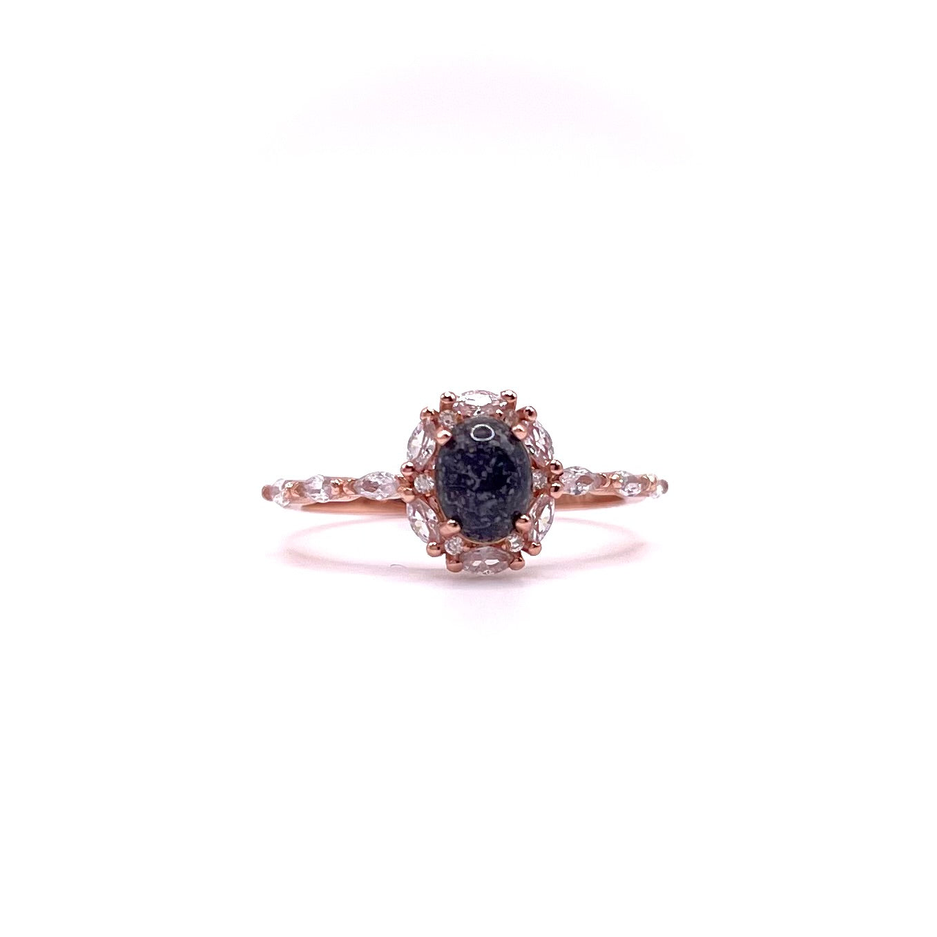 Royal Oval Keepsake ring