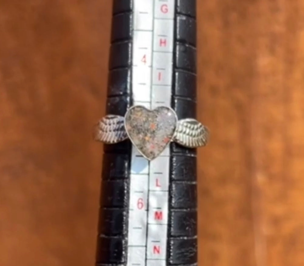 Angel wings heart Keepsake ring