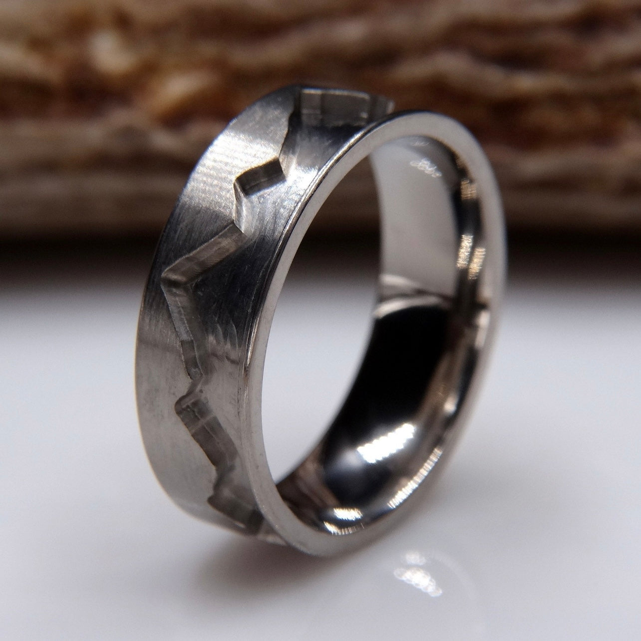 Titanium Mountains men’s ring